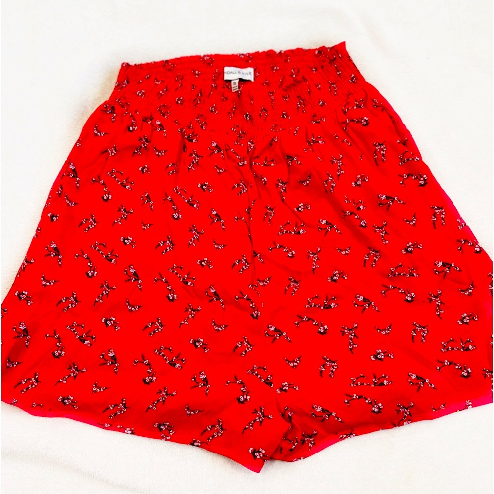 Kendall & Kylie flowy stretchy floral shorts